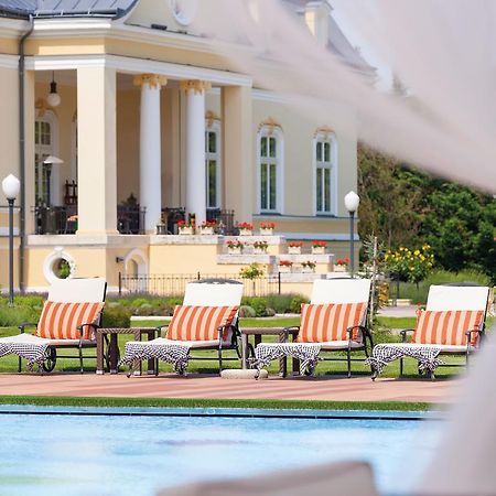 Amade Chateau Vrakúň エクステリア 写真