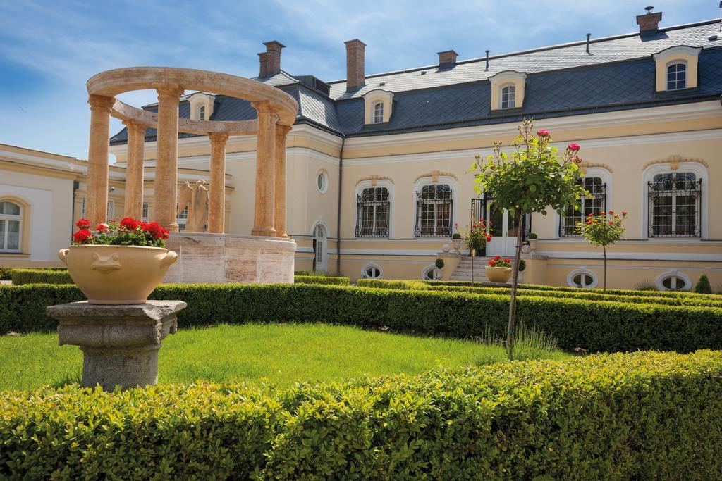 Amade Chateau Vrakúň エクステリア 写真