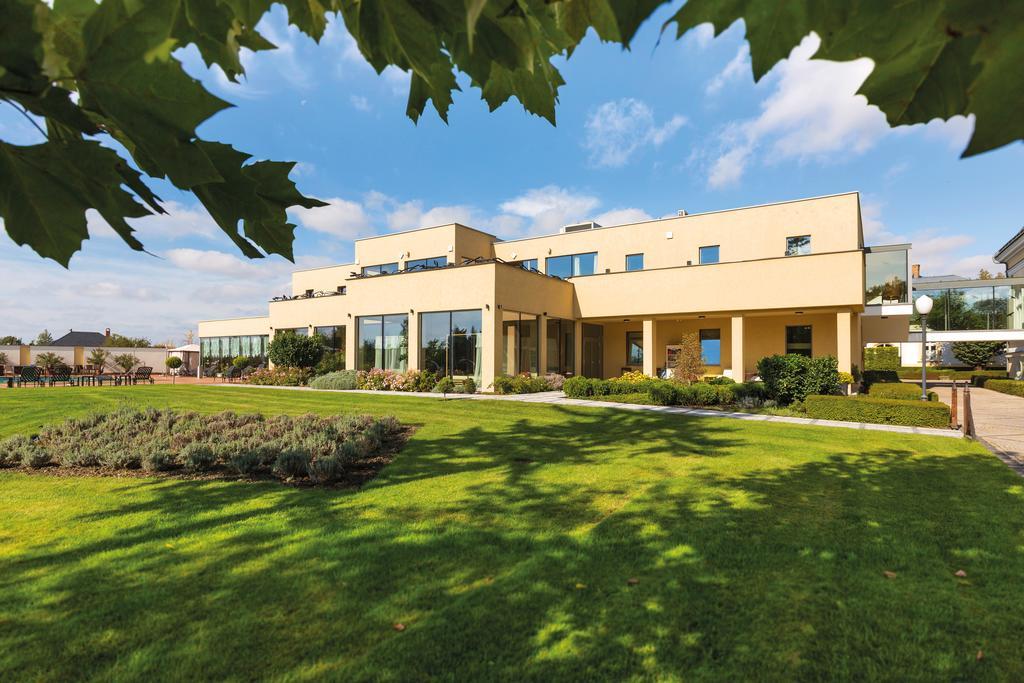 Amade Chateau Vrakúň エクステリア 写真